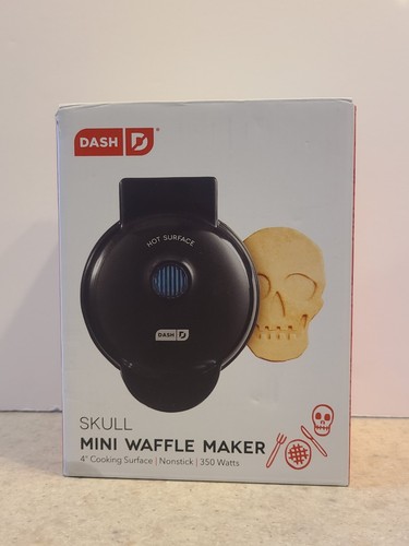 Dash skull mini waffle maker - skull,